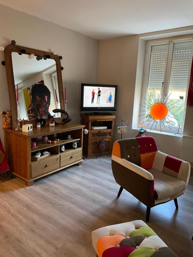 Agreable Maison De Ville A Pacy Sur Eure Exterior foto